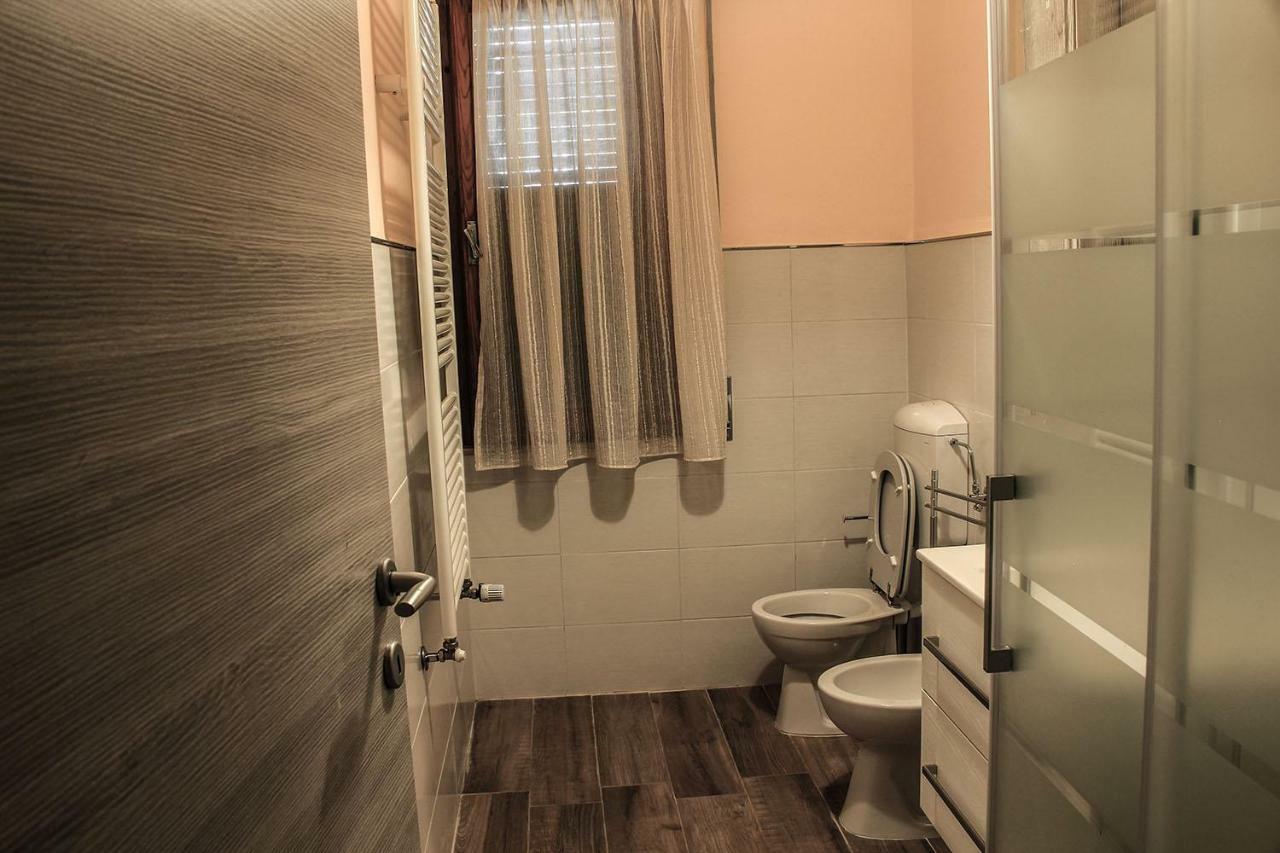 La Tinaia Apartment คาสติญโญน ฟิโอเรนทิโน ภายนอก รูปภาพ